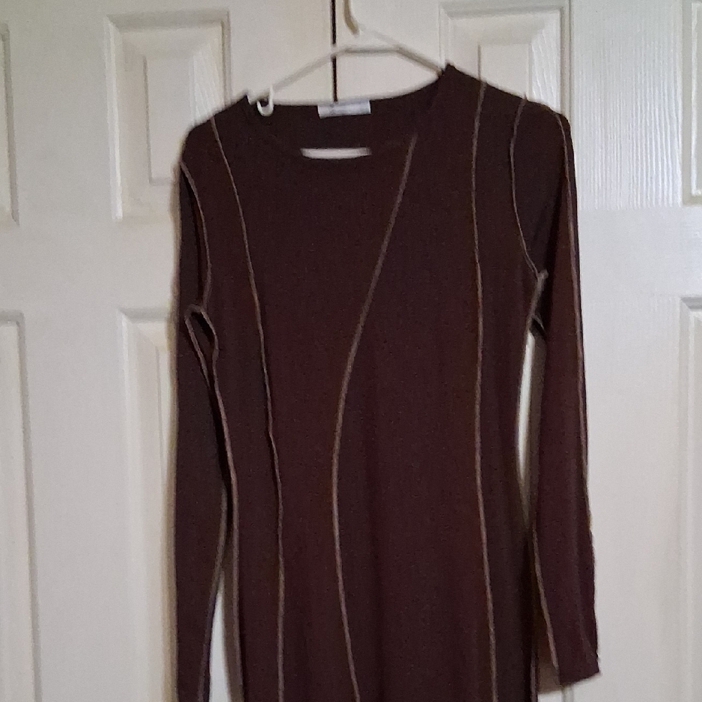 Long Sleeve Slim-Rib Knit Dress in Dark Brown with Contrast Stitching
